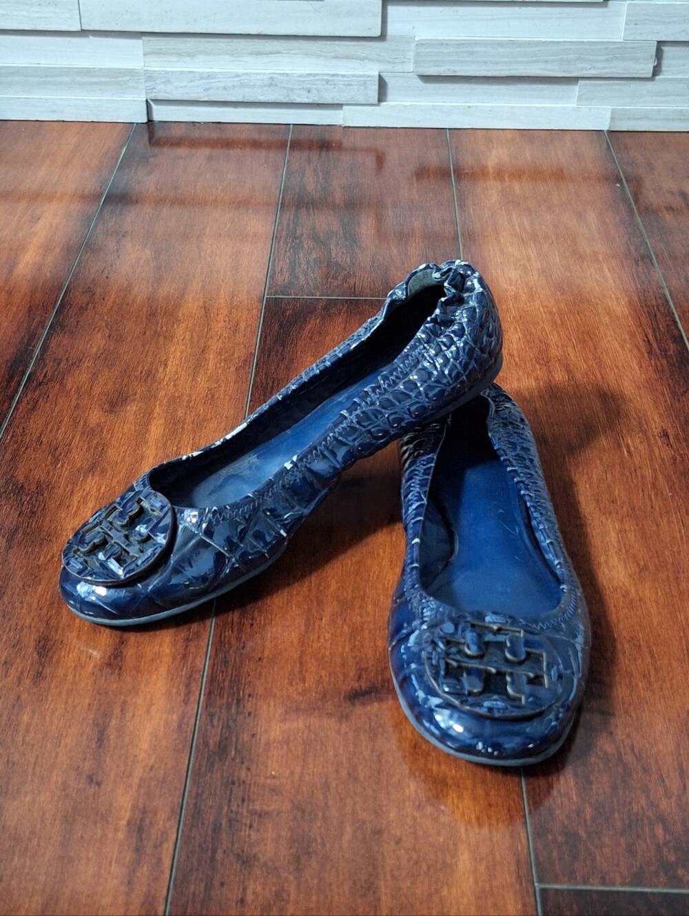 Tory Burch Reva Navy Patent Croc Embossed Ballet Flats Size 9